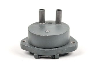 Luftwaffe, Einbau Steckdose Fl 32624. Nachbau aus Kunststoff