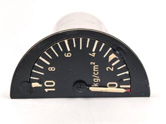 Luftwaffe, Messwerk rechts zum  Zweifach Druckanzeiger ,...