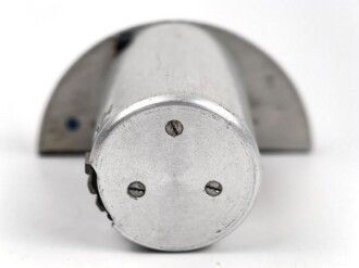 Luftwaffe, Messwerk links zum  Zweifach Druckanzeiger , Funktion nicht geprüft