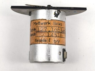 Luftwaffe, Messwerk links zum  Zweifach Druckanzeiger , Funktion nicht geprüft