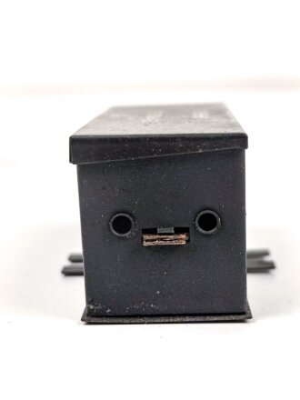Luftwaffe , Widerstandskasten Gerät 19 E 5304 A-3 . Ungebraucht, 2 Stück in der originalen Umverpackung