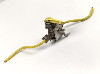 Luftwaffe, Zweiwegehahn / Scheibenspülhahn Gerät Nr. 8-4592 A-2 , restauriert