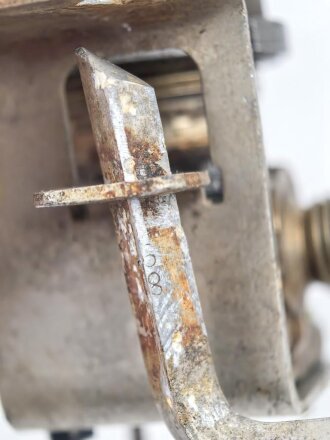 Luftwaffe, Zweiwegehahn / Scheibenspülhahn Gerät Nr. 8-4592 A-2 , restauriert