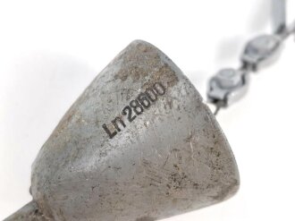 Luftwaffe , Teil einer Antenne für Funkanlage  Bf 109 B-G2. Die Isolatoren, Schirme und der Antenneneingang Rumpf Original, der Rest neuzeitlich dazugebaut.