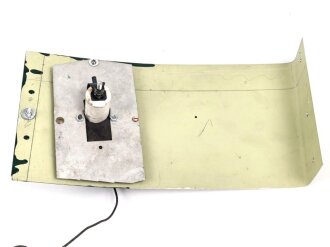 Luftwaffe , Teil einer Antenne für Funkanlage  Bf 109 B-G2. Die Isolatoren, Schirme und der Antenneneingang Rumpf Original, der Rest neuzeitlich dazugebaut.