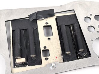 Luftwaffe , Instrumentenbrett Henschel Hs 129 B. Neuzeitliche Sammleranfertigung aus Aluminium. gebraucht