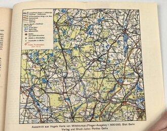 NSFK "Luftfahrtkunde" Heft 2, datiert 1943, 128 Seiten, DIN A5. Hakenkreuz übermalt