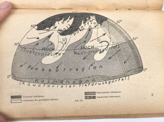 "Wetterkunde für Flieger und Freunde der Luftfahrt" Band 20, datiert 1939, 113 Seiten, kleiner als DIN A5, wasserschade