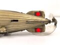 Luftschiff / Zeppelin " LZ 129 Hindenburg" als Kinderspielzeug aus Blech der Firma " Tippco"  Länge 29cm, Original Bemalt, die Luftschraube aus Zelluloid, Funktioniert einwandfrei. Ungereinigtes Stück