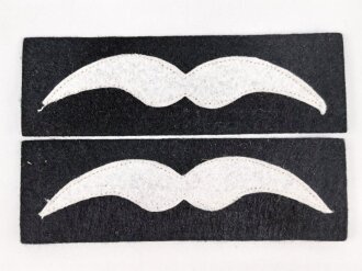 Luftwaffe, Paar Dienstgradabzeichen für den Fliegerschutzanzug. Einfache, neuzeitliche Anfertigung auf schwarzem Untergrund