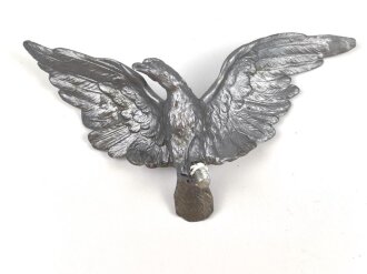 Plastischer Adler zum Aufschrauben auf eine Fahnenspitze ? Flügelspannweite 20,5cm. Nicht magnetisch, neuzeitlich lackiert
