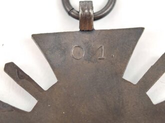 Ehrenkreuz für Frontkämpfer. Hersteller O.1
