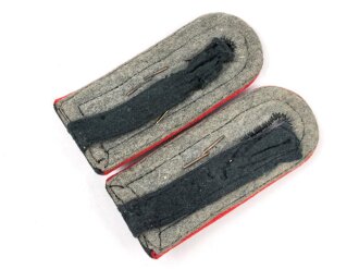 Heer, Paar Schulterklappen für einen Unteroffizier im Artillerie Regiment 373