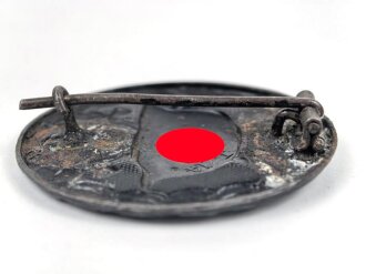 Verwundetenabzeichen in schwarz. Eisen, Originallack. Herstellermarkierung L/14 für Friedrich Orth