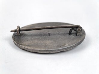 Verwundetenabzeichen in silber, Zink versilbert, Herstellermarkierung L/11