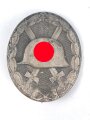 Verwundetenabzeichen in silber, Zink versilbert, Herstellermarkierung L/11