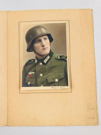 Colorierte Studioaufnahme eines Infanteristen mit...