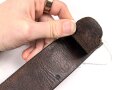 Koppelriemen für Mannschaften des Heeres. Eiserner Gegenhalt, Gesamtlänge 95cm, Leder angetrocknet