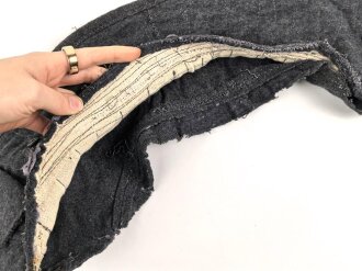 Luftwaffe, Kragen für einen Mantel. Gesamte Breite von Haken zu Haken 49,5cm