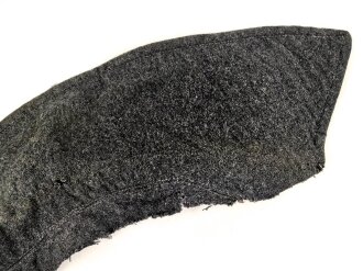 Luftwaffe, Kragen für einen Mantel. Gesamte Breite von Haken zu Haken 49,5cm
