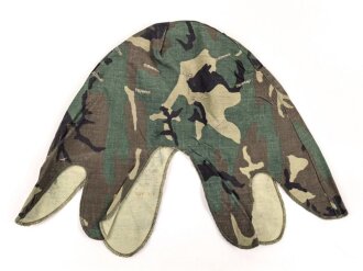 U.S. Army, 1981 dated "Woodland" helmet cover for M1 steel helmet.