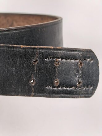 Koppelriemen datiert 1939, auf 85cm gekürzt. Leichtmetallgegenhalt