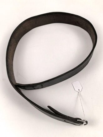 Koppelriemen datiert 1939, auf 85cm gekürzt. Leichtmetallgegenhalt