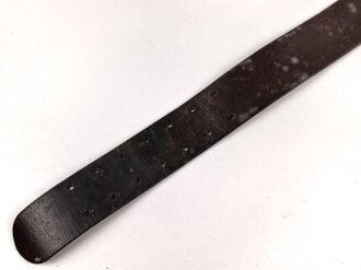 Zweidornkoppel für Offiziere des Heeres. Gesamtlänge 103cm, ungereinigtes Stück