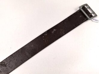 Zweidornkoppel für Offiziere des Heeres. Gesamtlänge 103cm, ungereinigtes Stück