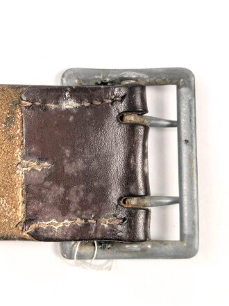 Zweidornkoppel für Offiziere des Heeres. Gesamtlänge 103cm, ungereinigtes Stück