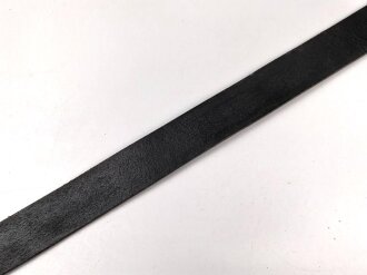 Koppelriemen für Mannschaften der Wehrmacht. neuzeitliche Fertigung aus ordentlichem Leder, der Haken macht keinen sonderlich stabilen Eindruck. Gesamtlänge 114cm