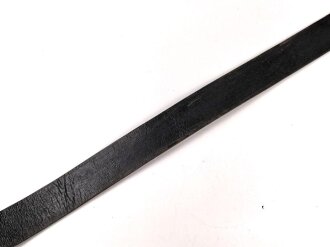 Koppelriemen für Mannschaften der Wehrmacht. neuzeitliche Fertigung aus ordentlichem Leder, der Haken macht keinen sonderlich stabilen Eindruck. Gesamtlänge 125cm