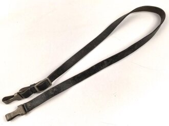 Querriemen / Sturmriemen für die Uniform der Parteiverbände. Schwarzes, angetrocknetes Leder, ungereinigt, Gesamtlänge 98cm
