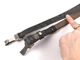 Querriemen / Sturmriemen für die Uniform der Parteiverbände. Schwarzes, weiches Leder, ungereinigt, Gesamtlänge 83cm