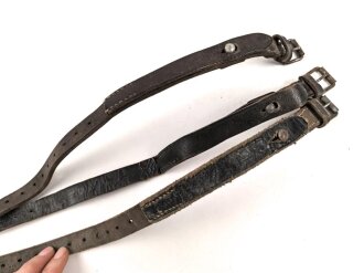 Drei StückTornisterriemen Wehrmacht, jeweils gebraucht
