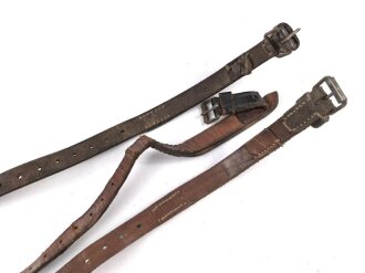 Drei StückTornisterriemen Wehrmacht, jeweils gebraucht