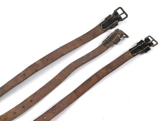 Drei Stück Mantelriemen Wehrmacht, jeweils gebraucht