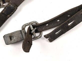 Koppeltragegestell für Angehörige des Heeres. Getragenes Stück, ungereinigt, defekt