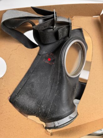 Luftschutz Volksgasmaske 40, Komplett, im Umkarton