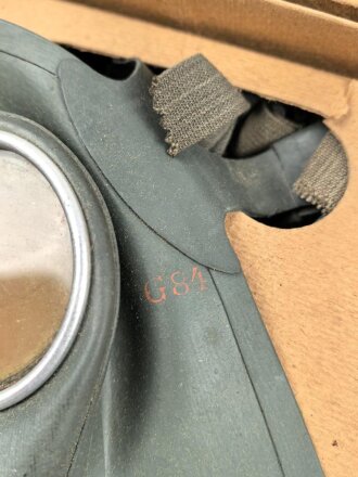 Luftschutz Volksgasmaske 40, Komplett, im Umkarton