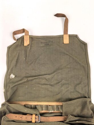 Wehrmacht, Tasche für Signaltuch und Pflöcke zur Befestigung. Datiert 1944