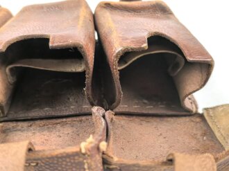 1.Weltkrieg Patronentasche. getragenes Stück in gutem Gesamtzustand, datiert 1915