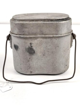 Kochgeschirr Wehrmacht, stark getragen, nicht zusammengehörig