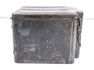 Blechbehälter für "Zündmittel S-Mine 35" . Für Pioniereinheiten der Wehrmacht. Gereinigtes Stück