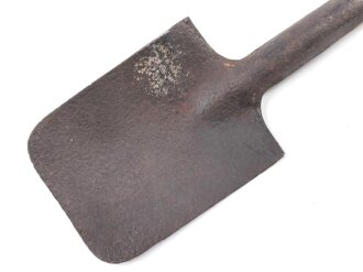 Spaten Wehrmacht, narbiges Stück, datiert 1941