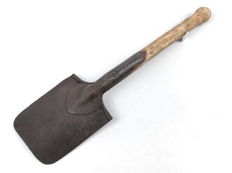 Spaten Wehrmacht, narbiges Stück, datiert 1941