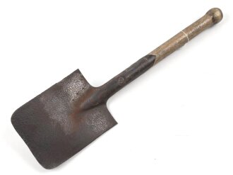 Spaten Wehrmacht, leicht narbiges Stück, gereinigt