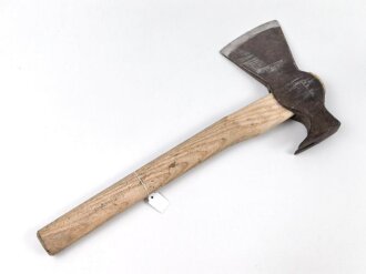 Kaiserreich und 1. Weltkrieg, Klauenbeil gereinigt und mit neuem Stiel versehen. Kammerstück