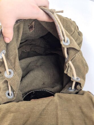 Rucksack Wehrmacht, relativ kleines Modell, stark getragen, datiert 1940