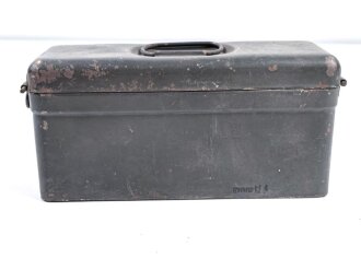 Blechkasten für Ersatzteile Wehrmacht. Originallack,...